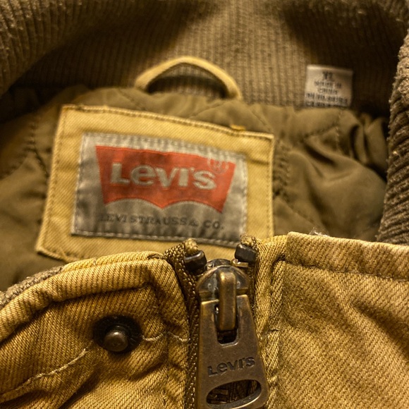 Levi’s Demin Jacket, Khaki color, XL, gently used, no marks, $100 - Picture 5 of 7